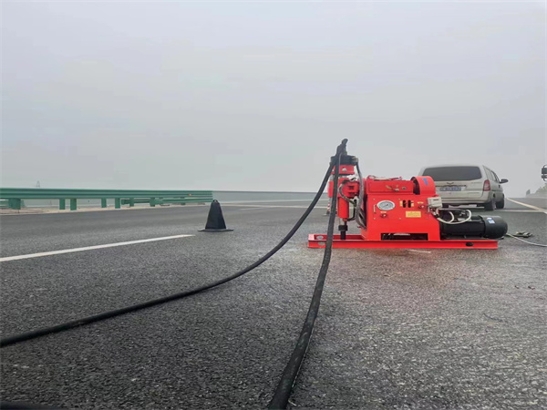 宁城马路路基路面开裂下沉注浆加固灌浆